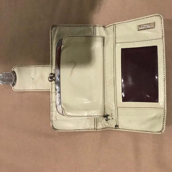 Marc Jacobs Wallet - Picture 2 of 5